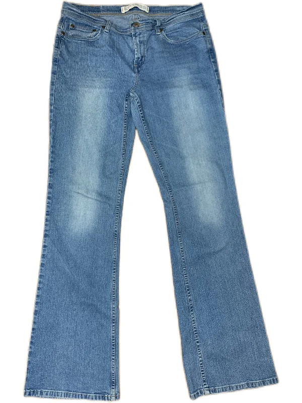 women's denim jeans for business casualJeans Flared By Express In Denim, Size: L