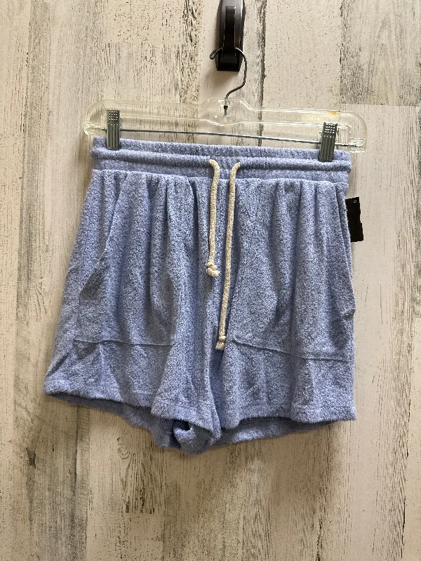 women's plus-size shortsBlue Shorts Double Zero, Size 4