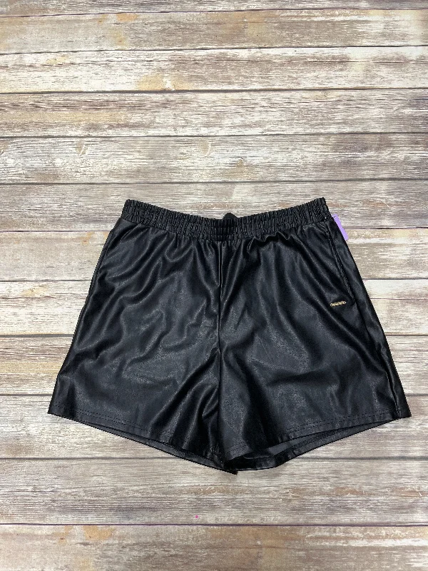 women's affordable shortsBlack Shorts Fabletics, Size Xxl