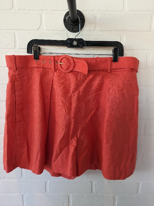 women's formal shortsOrange Shorts Banana Republic, Size 16