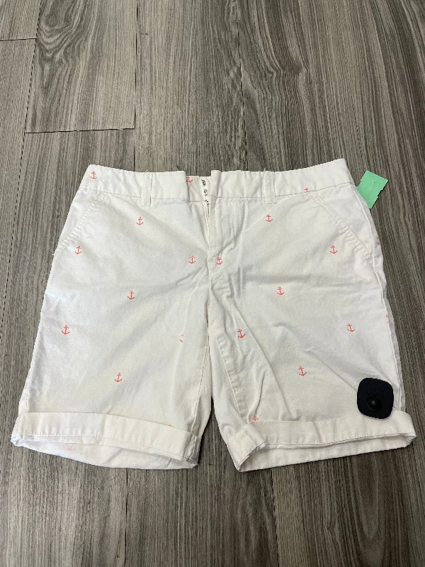 women's active shortsWhite Shorts Tommy Hilfiger, Size 4