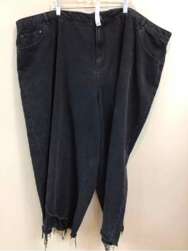 women's capri pantsELOQUII SIZE 28 Ladies PANTS