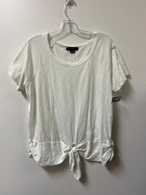 women's tops for cozy nights inTop Short Sleeve Basic By Sanctuary In White, Size: L