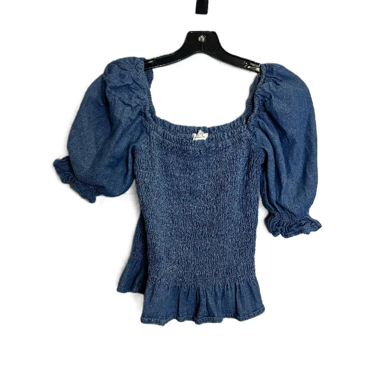 women's tops for those who value both quality and affordabilityTop Short Sleeve By Lotus and Lavender In Blue Denim, Size: M