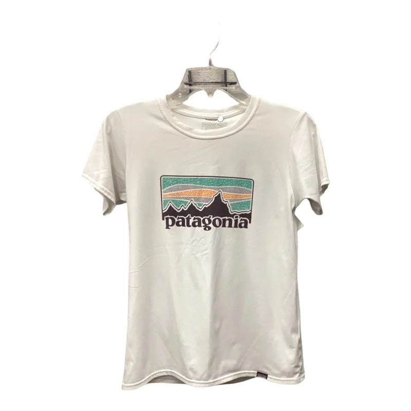 women's tops for those who want to add a touch of elegance and sophistication to their everyday wearTop Short Sleeve By Patagonia In White, Size: Xs