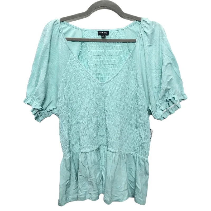 women's tops for those who seek both style and comfortTop Short Sleeve By Torrid In Blue, Size: 1x