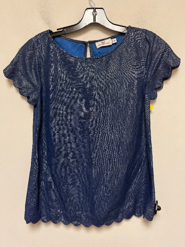 women's tops for those who want to create outfits that are both trendy and timelessTop Short Sleeve By Vineyard Vines In Blue & Gold, Size: Xs